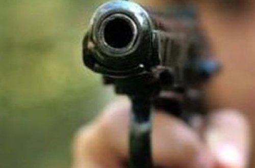 Bakıda polisi güllələdilər