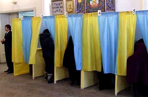 Bu gün Ukraynada yerli idarəetmə orqanlarına seçkilər keçirilir