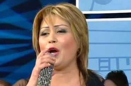 Tanınmış müğənni avtomobil qəzasına düşdü