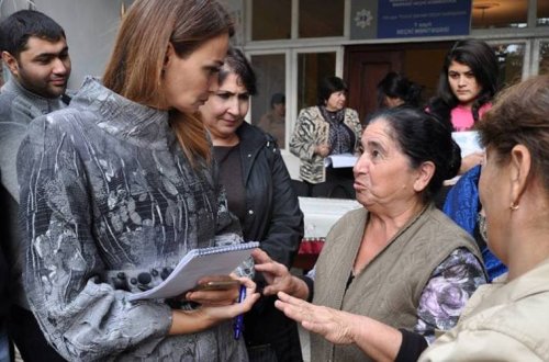 Qənirə Paşayeva Abulbəyli kəndində seçicilərlə görüşüb