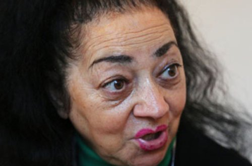 “Faiqə siqaret çəkməyi də öyrətdi…”