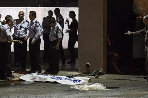 İsraildə vağzalda gülləbaran