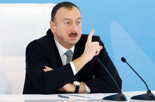 İlham Əliyev fövqəladə toplantı keçirdi