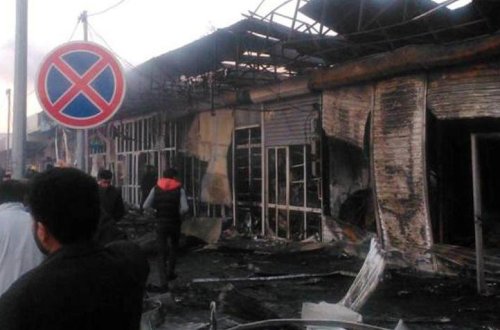 Ticarət mərkəzi kül oldu, sahibkarlar ziyana düşdülər