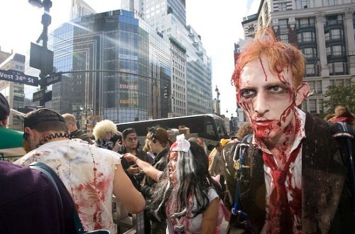 ZombieCon festivalında atışma