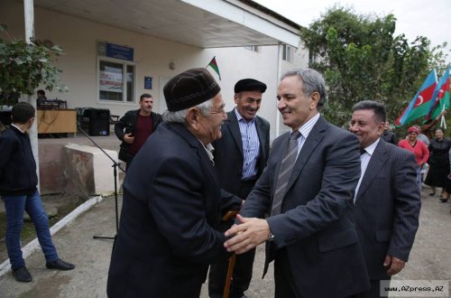 62 saylı Saatlı seçki dairəsindən deputatlığa namizəd Əflatun Amaşov seçkiqabağı təbliğat-təşviqat kampaniyasına start verib FOTO