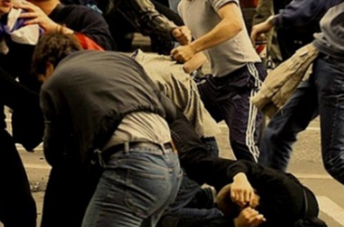 Bakı məktəbində kütləvi dava