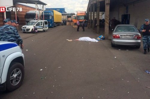 Rusiyada azərbaycanlıların bazarında atışma