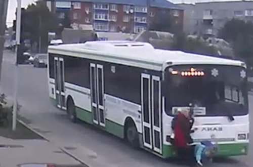 Uşağı vurulan ana hərəkəti ilə hamını təəccübləndirdi