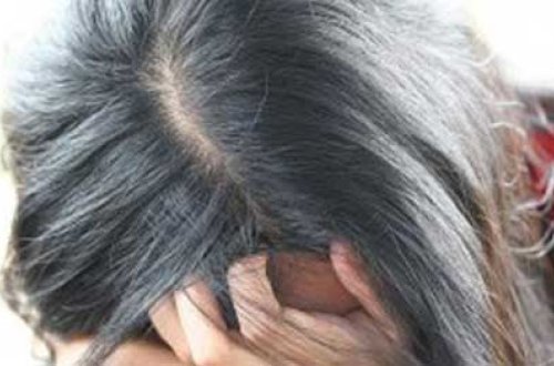 Dələduzluqda ittiham olunan qadın: “700 manatın zibilinə düşmüşəm”