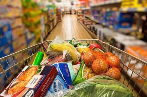 Ərzaq marketlərində 