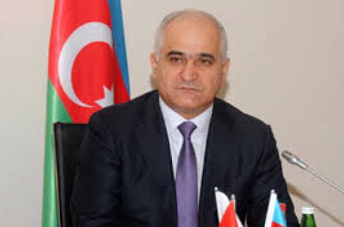 Nazir: Azərbaycanda təyyarə biletləri 30% ucuzlaşıb