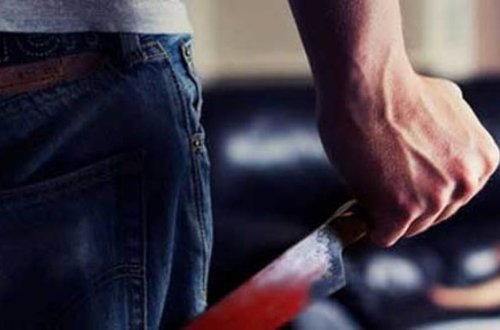 Gəncədə qadın bıçaqlandı