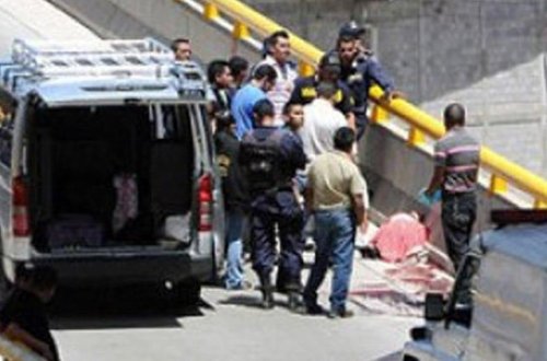 Avtobusla yanğınsöndürən maşın toqquşdu: