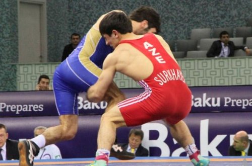 Erməni rəqibini məğlub edən güləşçimiz qızıl medal qazandı