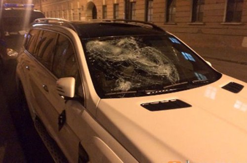 Azərbaycanlı biznesmen polislərlə atışdı