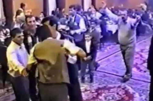 Toyda mahnı üstündə dava düşdü