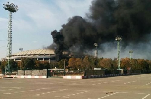 Moskvanın ən böyük stadionu yanır