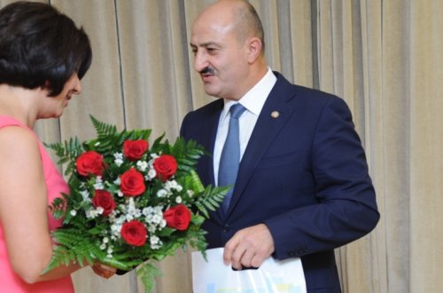 Beynəlxalq Müəllim günü Nəsimi rayonunda qeyd olundu