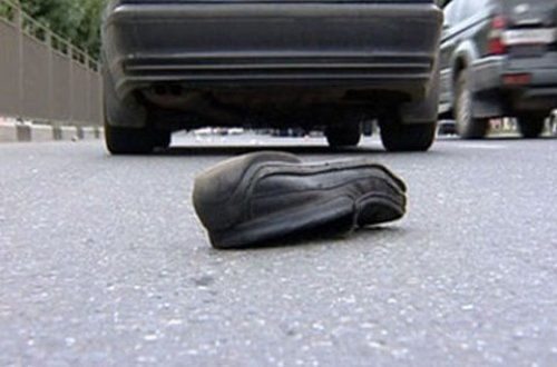 Yaraladığı piyadanı qoyub qaçdı