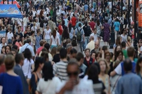 Dünya əhalisinin təxminən yarısı beş ölkədə yaşayır