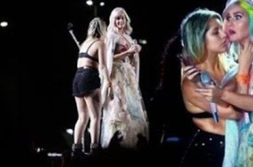 Ketti Perriyə səhnədə təcavüz -