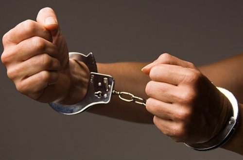 15 yaşlı yeniyetməyə ömürlük həbs verildi