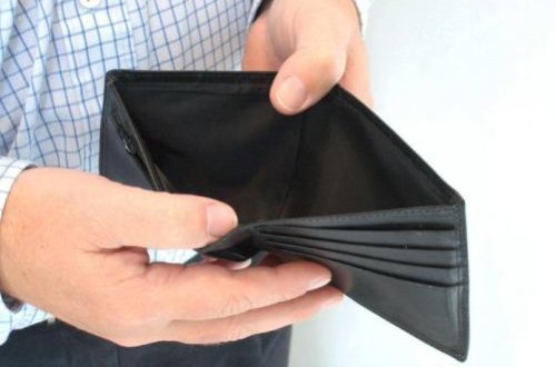 Əhali maaşların gecikdirilməsindən şikayətlənir