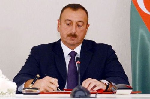 İlham Əliyev hakimlərin yerini dəyişdi