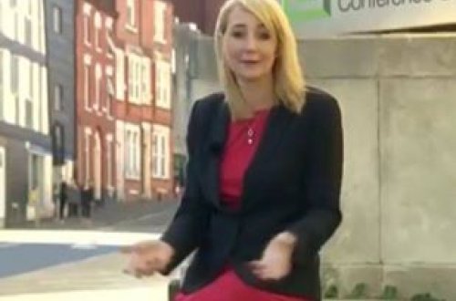 Müxbir reportaj zamanı təcavüzə uğradı