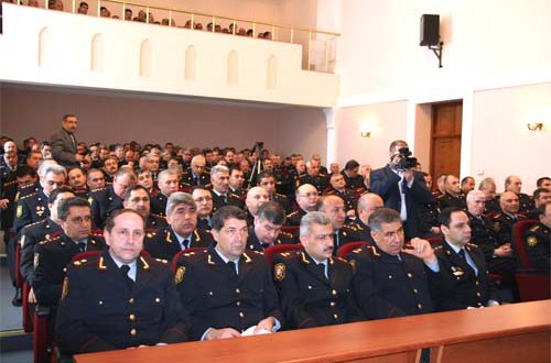 Daxili İşlər Nazirliyində kütləvi ixtisar