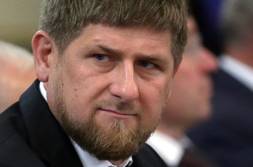 Kadırov açıq gəlinliklərə “müharibə elan etdi”