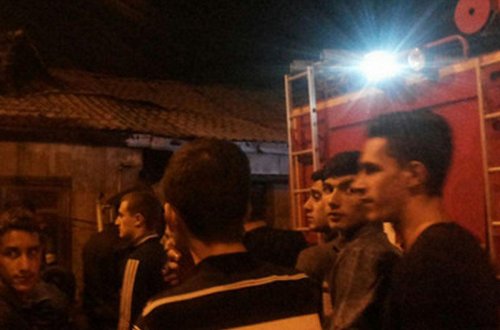 Qubada evlər yanır