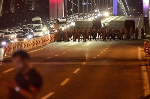 22 hərbçi sərbəst buraxıldı