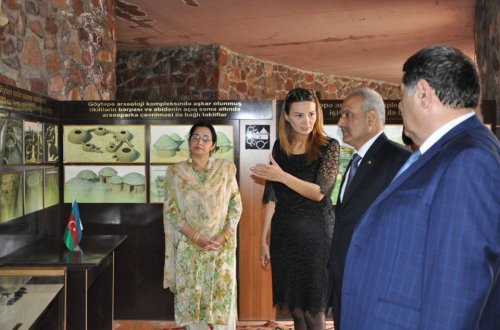 Pakistan səfiri və millət vəkili Qurban bayramını ön cəbhə kəndlərində qeyd ediblər