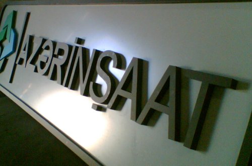 Tikinti şirkəti Azərbaycanın məşhur bankını məhkəməyə verib