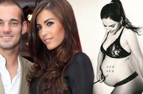 Futbolçunun hamilə həyat yoldaşından yarıçılpaq