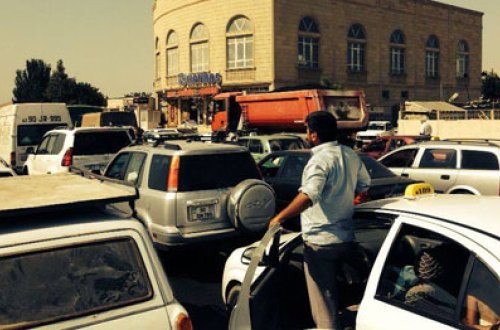 Bu küçələrdə tıxac var: