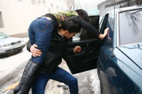 Bakının Sabunçu rayonunda iki qız qaçırıldı