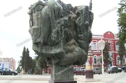 Azərbaycanda qeyri-adi üslubda hazırlanmış sənət əsəri