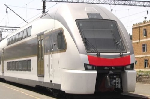 Əhali yeni qatarlardan niyə narazıdır?