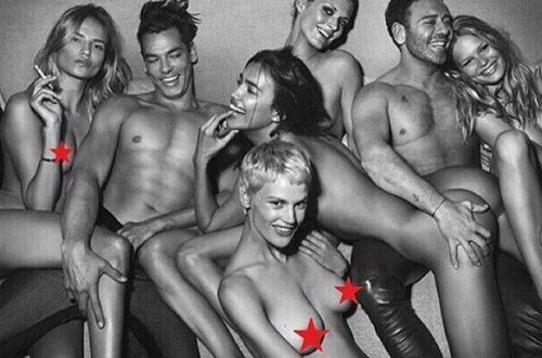 İrina Şeykdən kişi jurnalı üçün çılpaq