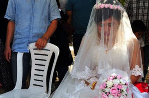 Bəy öz toyuna gəlmədi —