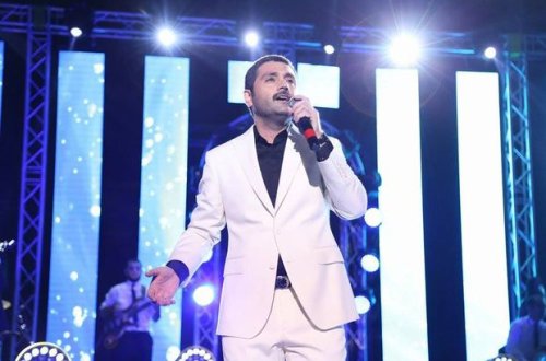 İzzətin 20 minlik konsertindən -