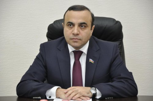 Sarkisyan rejimindən qaçan erməni QHT-çi Azay Quliyevə pənah gətirdi