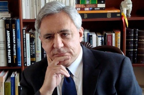 `Ermənistanda silahlı üsyan baş verir`