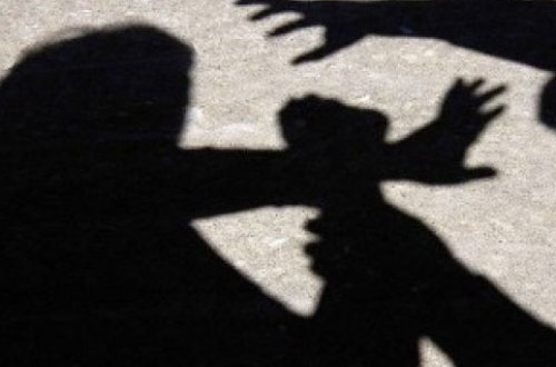 Bakıda qadını döyüb soydular