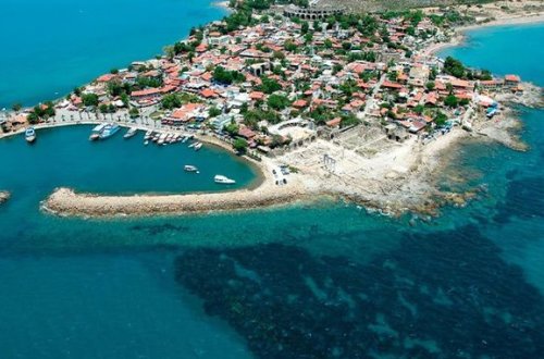 Milyarder qaçqınlar üçün iki ada alacaq