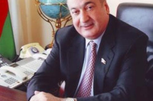 Kooperasiya Universitetinin rektoru Eldar Quliyev də namizəddir