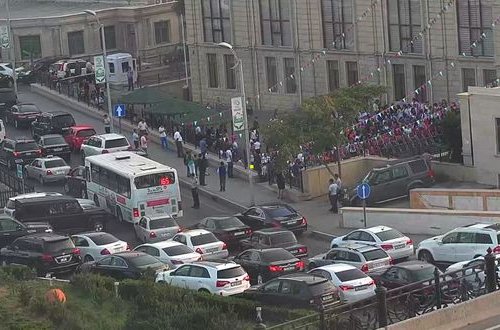 Valideynlər Bakını iflic etdilər